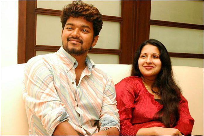 Vijay-Sangeeta-photos