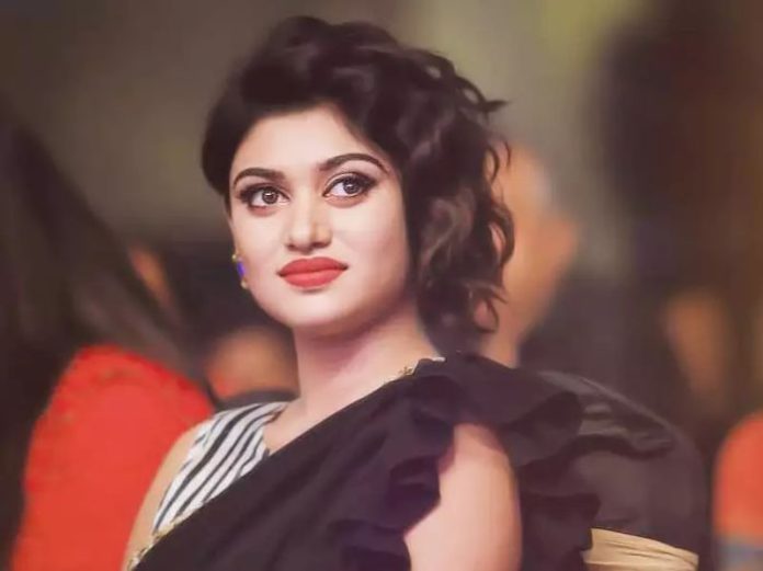 oviya