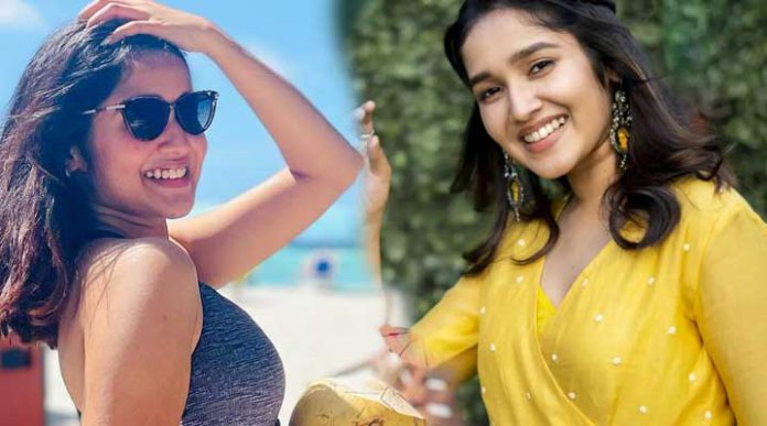 anikha-surendar